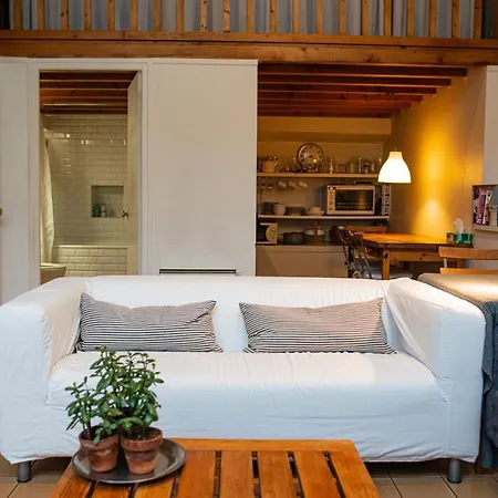 Le Garage Apartment *